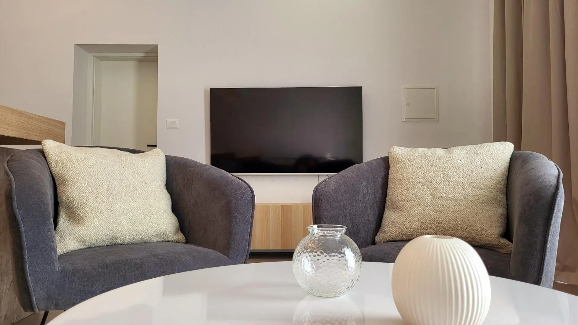 Firefly Luxury Apartment With Private Whirlpool Zadar